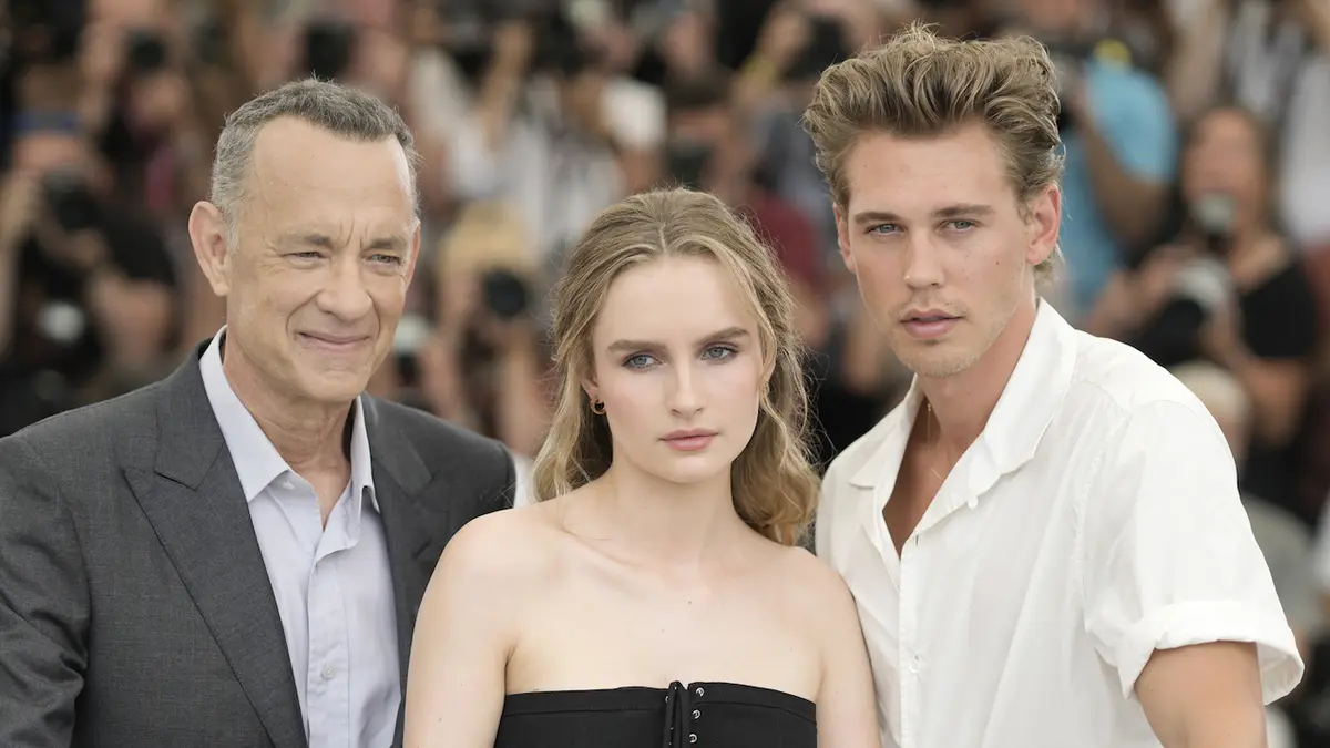 Tom Hanks arrive à Cannes en tant que manager de Presley